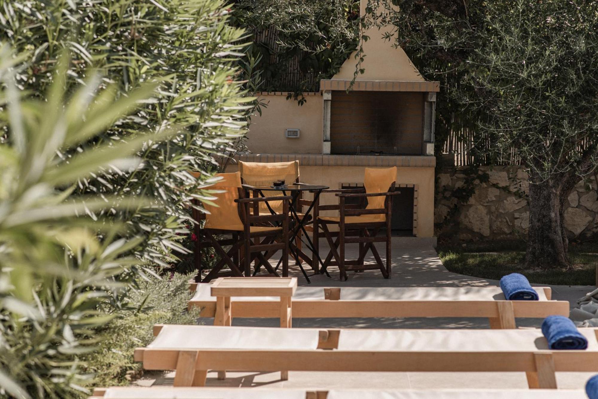 Viatzo Villas - Eclectic Villas With Heated Saltwater Pools Mouzákion 외부 사진